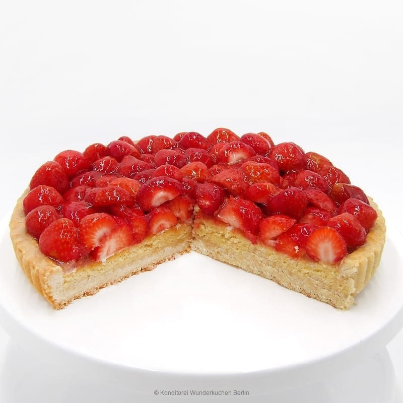 Tarte Mandel frische Erdbeeren - Konditorei Wunderkuchen e.K.