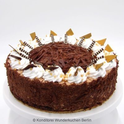 Schoko Mousse Torte. Online Shop und Lieferservice Kuchen Torten Berlin.