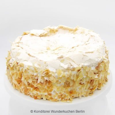 Wölkchen Erdbeer Rhabarber Torte. Online Shop und Lieferservice Kuchen Torten Berlin-